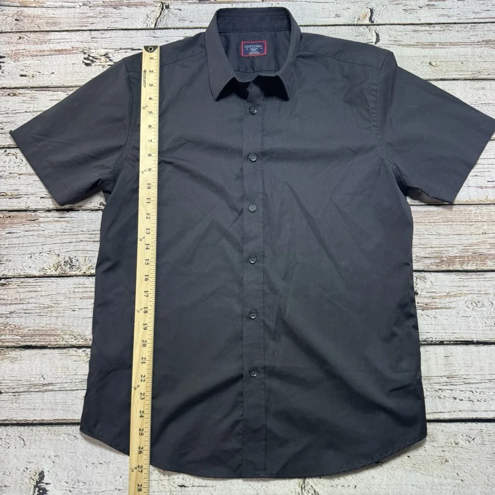 Untuckit Mens Medium Solid Black Button Up Coufran Slim Fit Short Sleeve Shirt